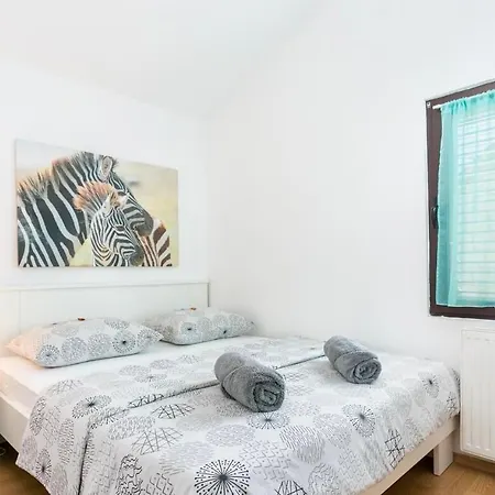 Bella Apartament *