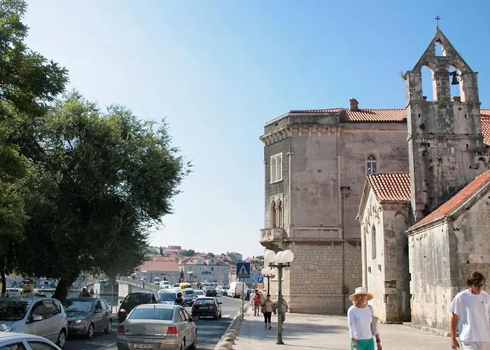 Διαμέρισμα Bella Τρογκίρ